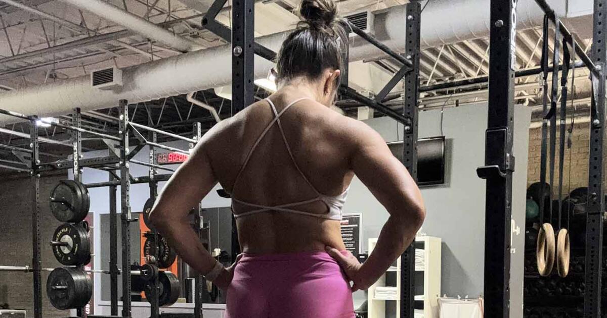 كيف تختار وجباتك الغذائية بشكل استراتيجي لزيادة هرمون التستوستيرون بشكل طبيعي: دليل شامل لغذاء رياضي متوازن